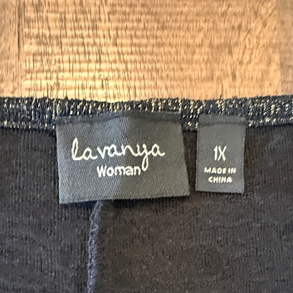 La Vanya Elegant Black and Gold Women's Blouse - Picture 2 of 6